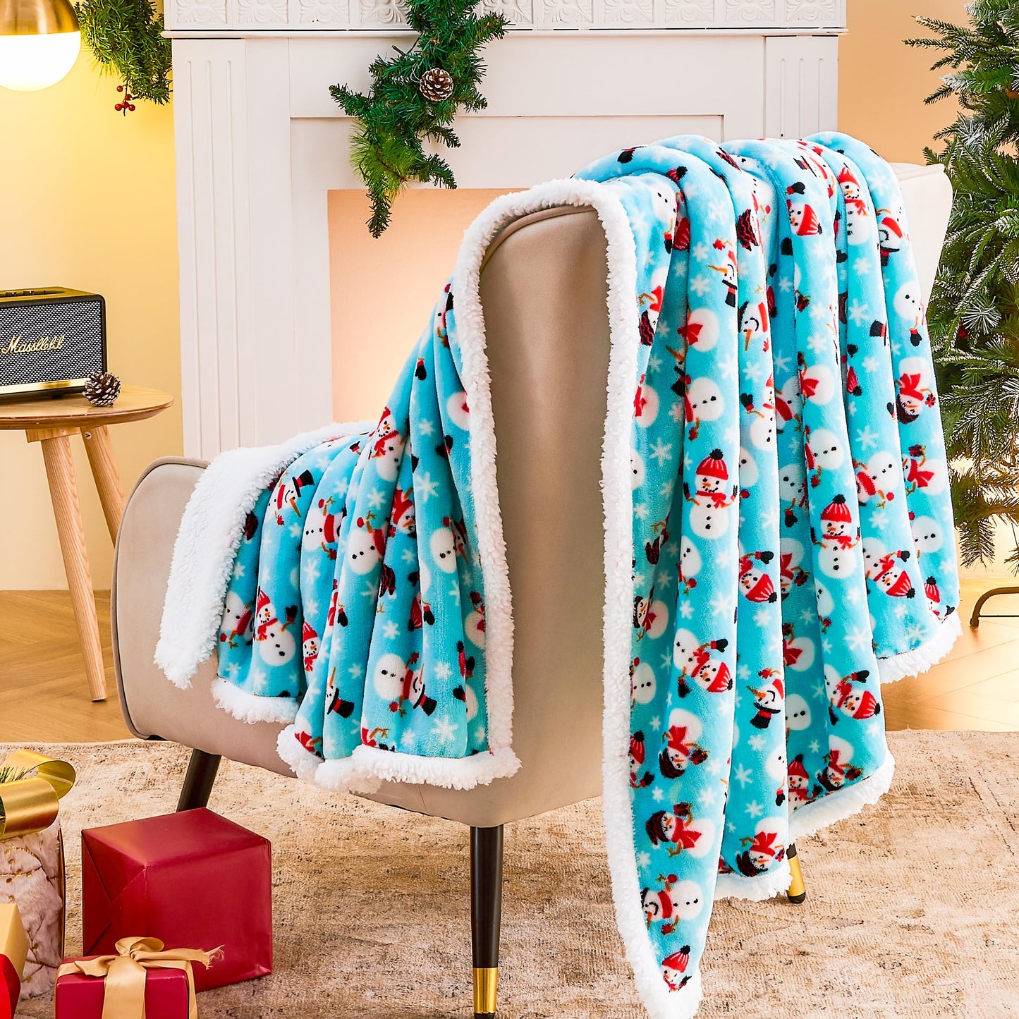Ramees Christmas Throw Blanket, Christmas Decorations Blankets and Throws, Fuzzy Cozy Soft Warm Fleece Sherpa Winter Holiday Blanket for Bed Couch Sofa Reindeer Snowflakes