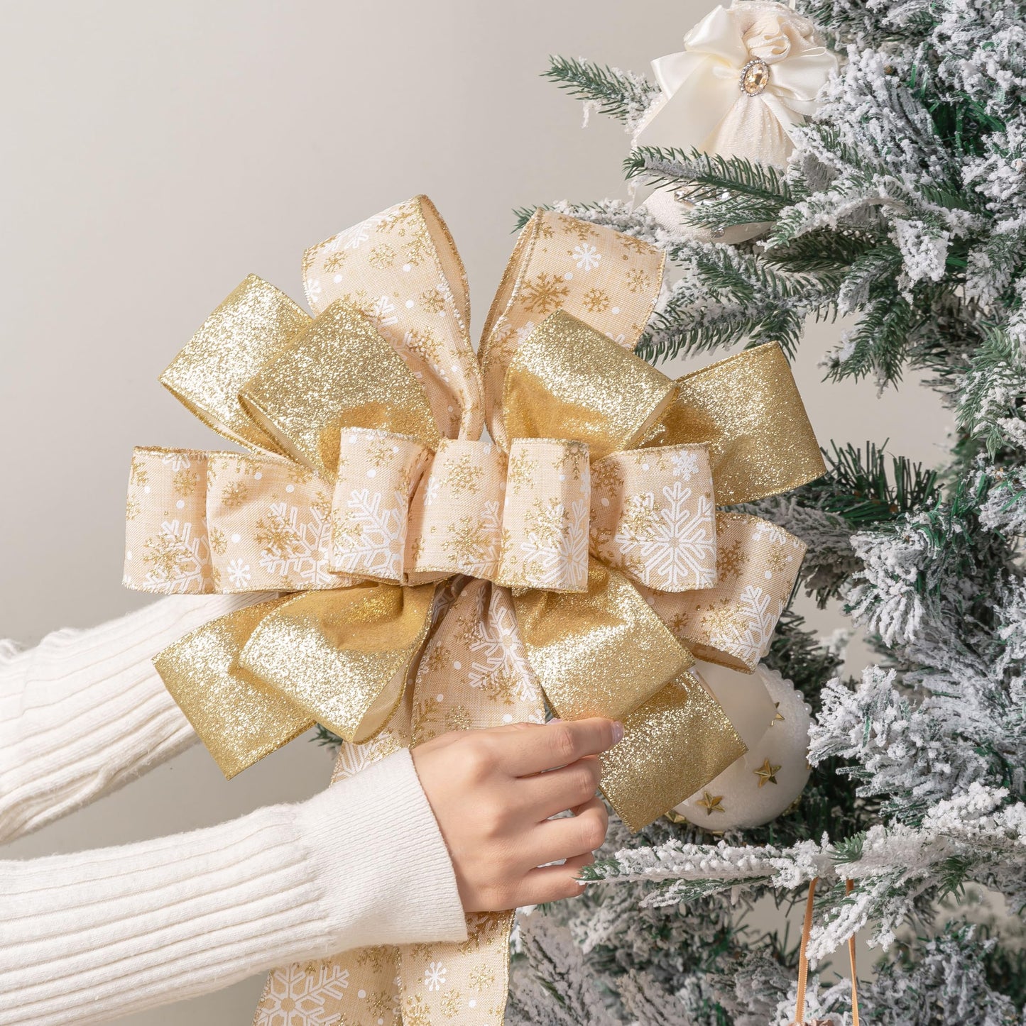 Christmas Tree Topper, 40x13 Inches Toppers Bow with Glitter Satin Mesh Streamer and Patterned Ribbon, Christmas Tree Topper Bow for Christmas Home Decoration (Gold)