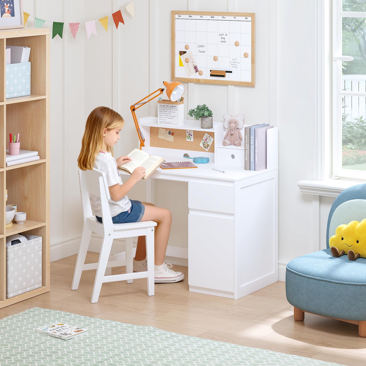 UTEX Kids Desk and Chair Set, Kids Study Desk with Hutch for 5-12 Years Old, Children Wooden Study Table, Student Writing Table Computer Workstation