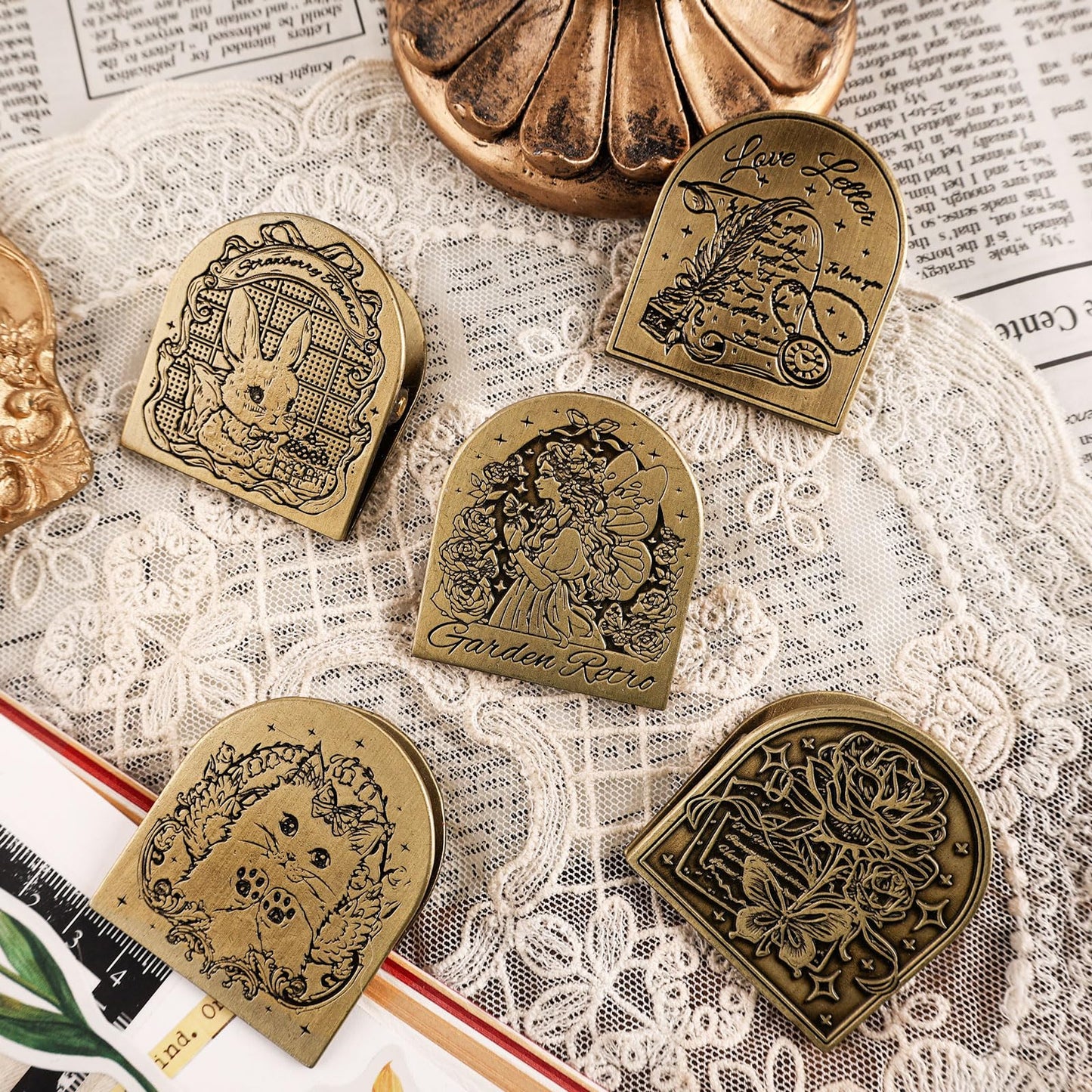 Dizdkizd Vintage Metal Book Clip, Journal Clip for Planners, Travelers Notebook Clip, Paper Clip, Binder Clamp for Documents, Office, Page Holder, Book Mark - Rabbit