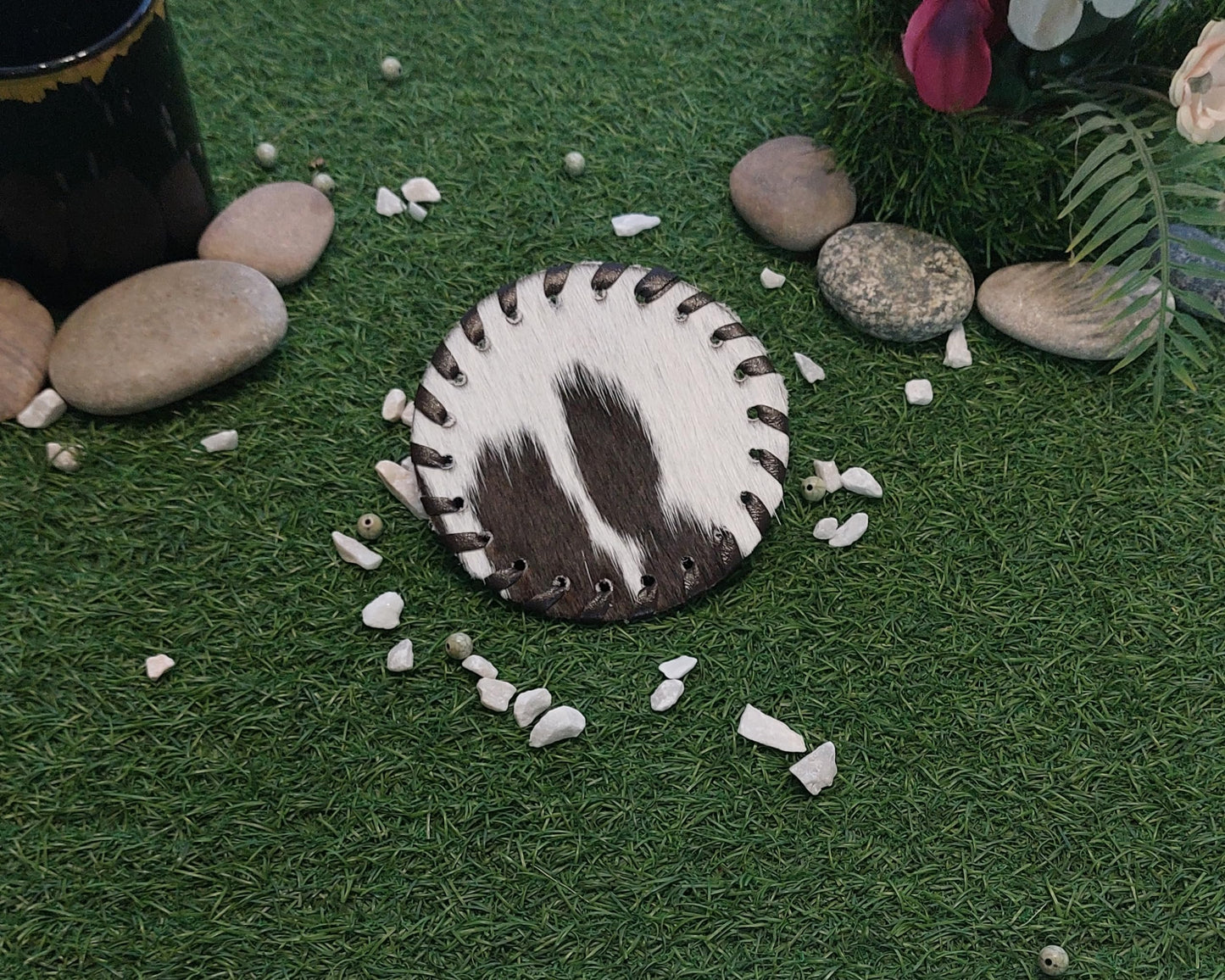 Cowhide Coasters Set of 6 pcs Round Natural Cowhides Drink Pads Hair On Genuine Leather Tea Cup Mats Home Decor & Home Living Ideas Multicolor Furry, Stain Protection