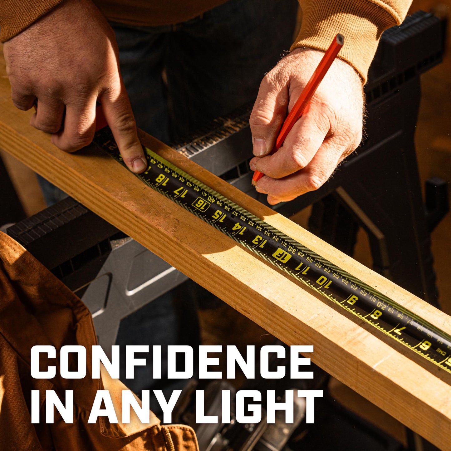 Crescent Lufkin 25 Ft. WORKHORSE NITE EYE Magnetic Tape Measure | LM1125NE