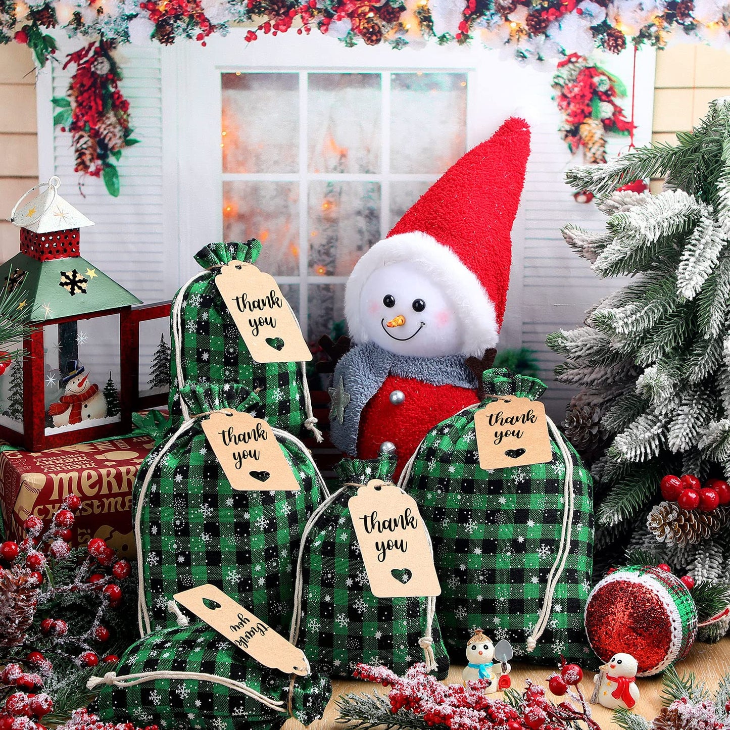 Shappy 48 Pcs Christmas Drawstring Bags Xmas Buffalo Plaid Burlap Candy Bags Linen Treat Sack Holiday Party Favor Christmas Sack Sachet with Cards and Rope(6 x 4 Inch,Black Green)