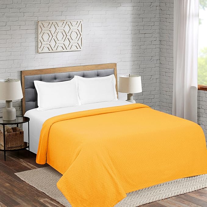BELIZZI HOME 100% Cotton Bed Blanket, Breathable Thermal Blanket Twin Size, Soft Chevron,Perfect for Layering Any All Season, Mustard Yellow (60*90inch)