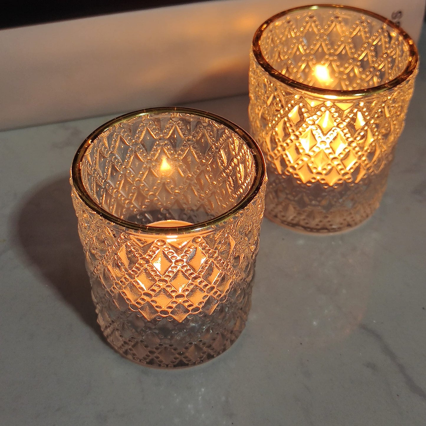 SHMILMH Clear Votive Candle Holders, Glass Tealight Candle Holders Bulk with Rim for Wedding Table Centerpiece Birthday Party Thanksgiving Decor, Set of 12
