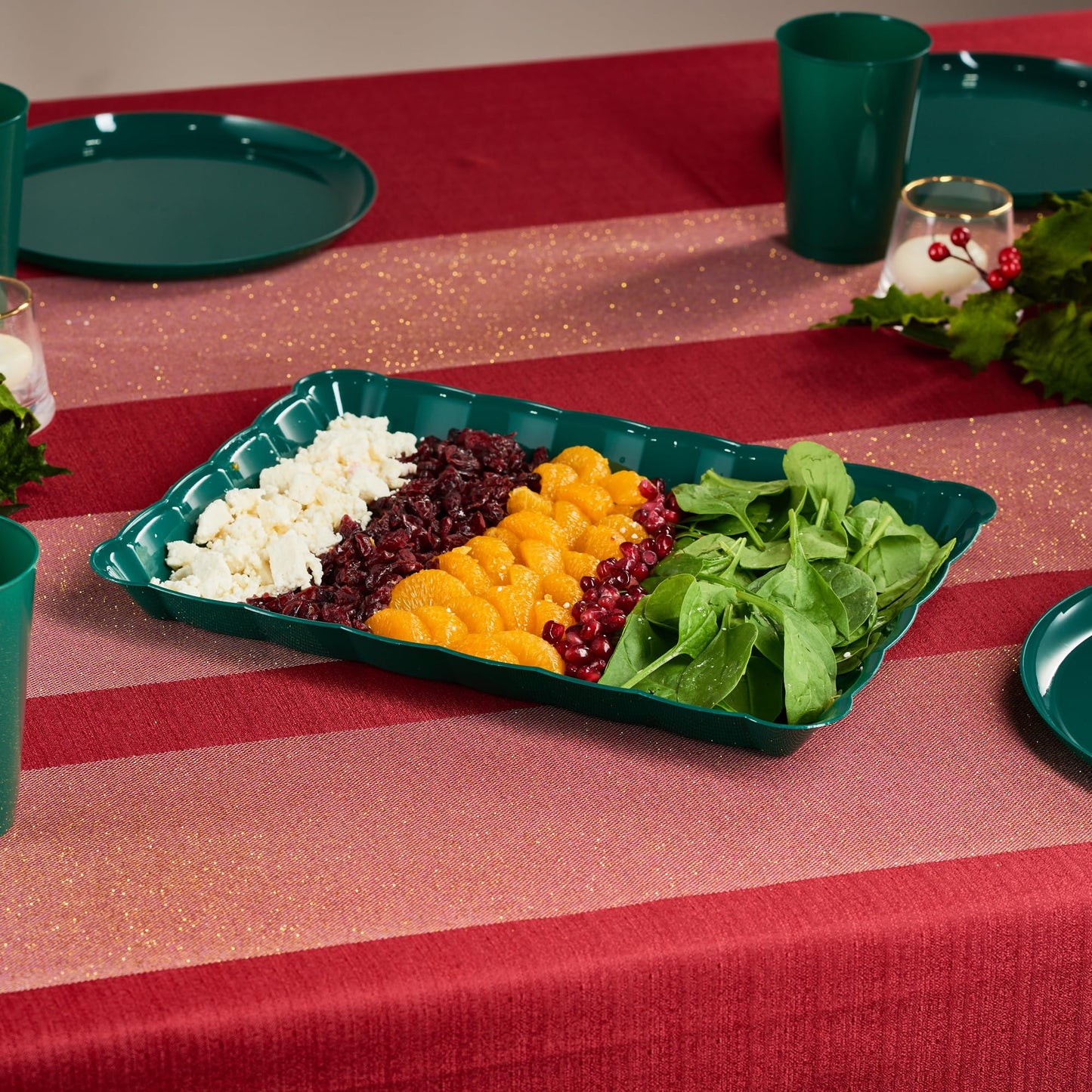 Plasticpro Plastic Serving Trays - Serving Platters Rectangle 9X13 Disposable Party Dish Includes 2 Green & 2 Red Christmas Trays