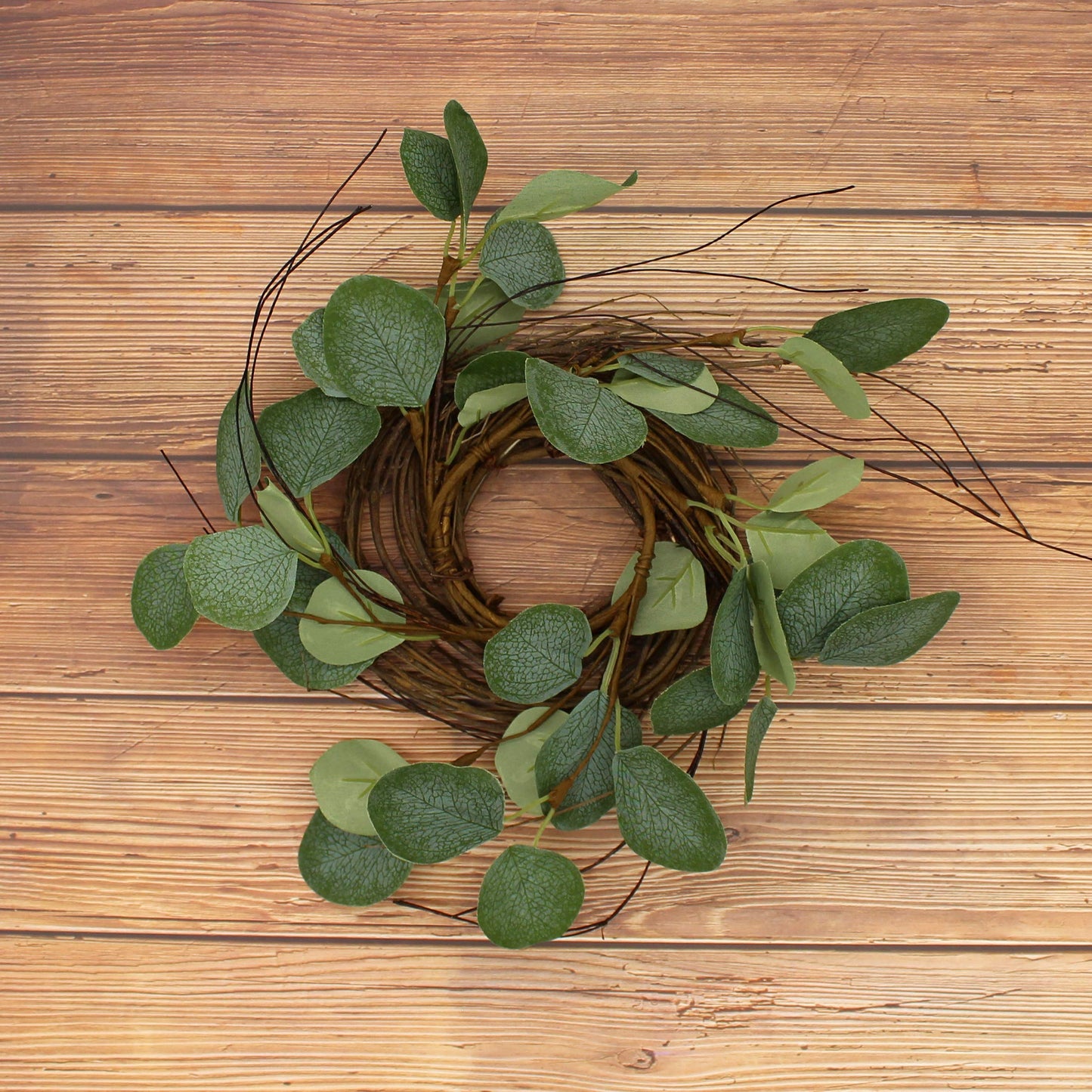 CVHOMEDECO. Rustic Country Artificial Eucalyptus Leaves and Twig Wreath, Year Round Full Green Wreath for Indoor or Outdoor Display, 9-Inch