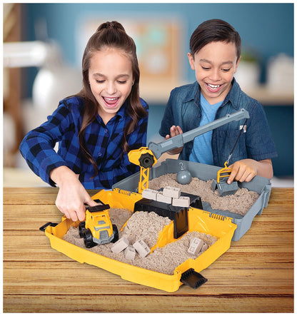 Kinetic Sand, Construction Site Folding Sandbox with 2lbs Play Sand & Toy Truck, Sensory Toys for Kids Ages 3 and up