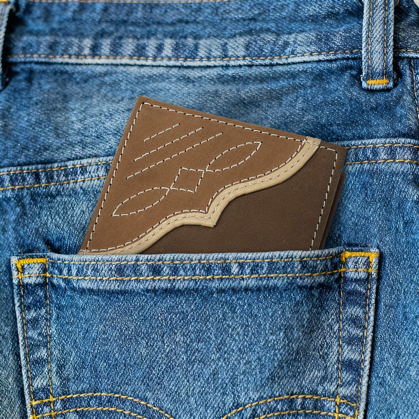 Wrangler Men's Bifold Wallet with Flip-Out ID Window, Genuine Leather, RFID Blocking, Gift for Him