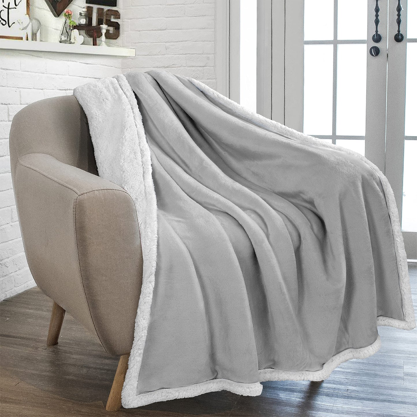 PAVILIA Sherpa Fleece Throw Blanket for Couch, Light Grey, Plush Soft Fuzzy Sofa Blanket, Cozy Reversible Winter Throw for Women Men, 50x60 Inches