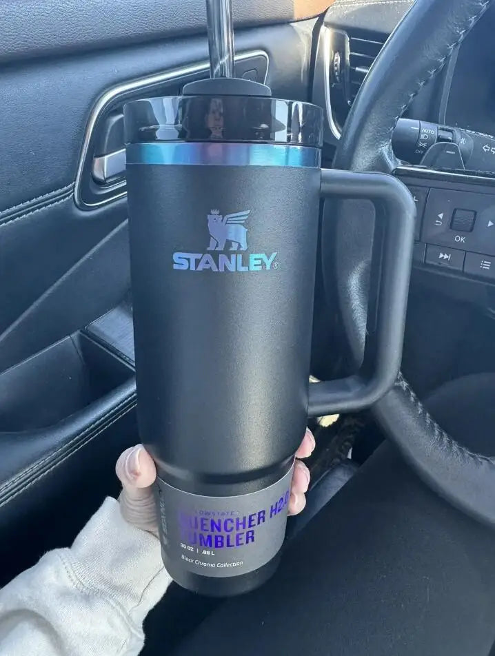 Red Quencher H2.0 Tumbler – 40 oz Travel Cup